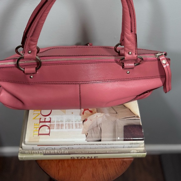 Kenneth Cole Pink Shoulder Bag - Picture 3 of 16